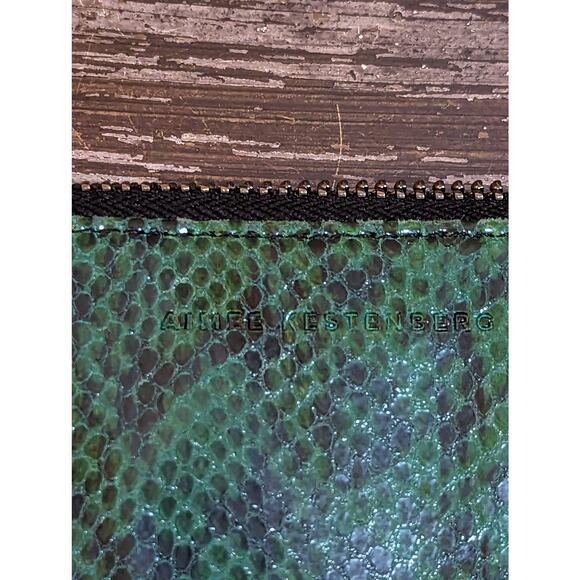 Aimee Kestenberg Green Snakeskin Wallet/Card Holder Zip Closure - Picture 2 of 3